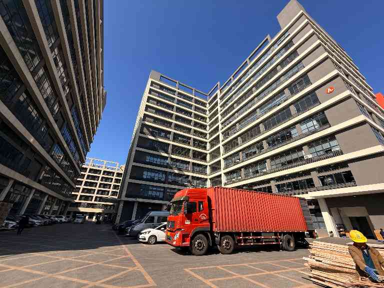 东莞市显曜电子科技有限公司图片3