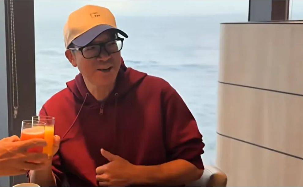 俞敏洪深夜发全员信道歉，回应被叫“老登”，称“用员工血汗钱旅游”说法不妥(图1)